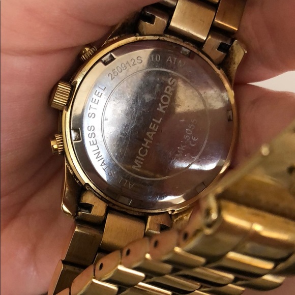 Michael Kors watch - Picture 3 of 3